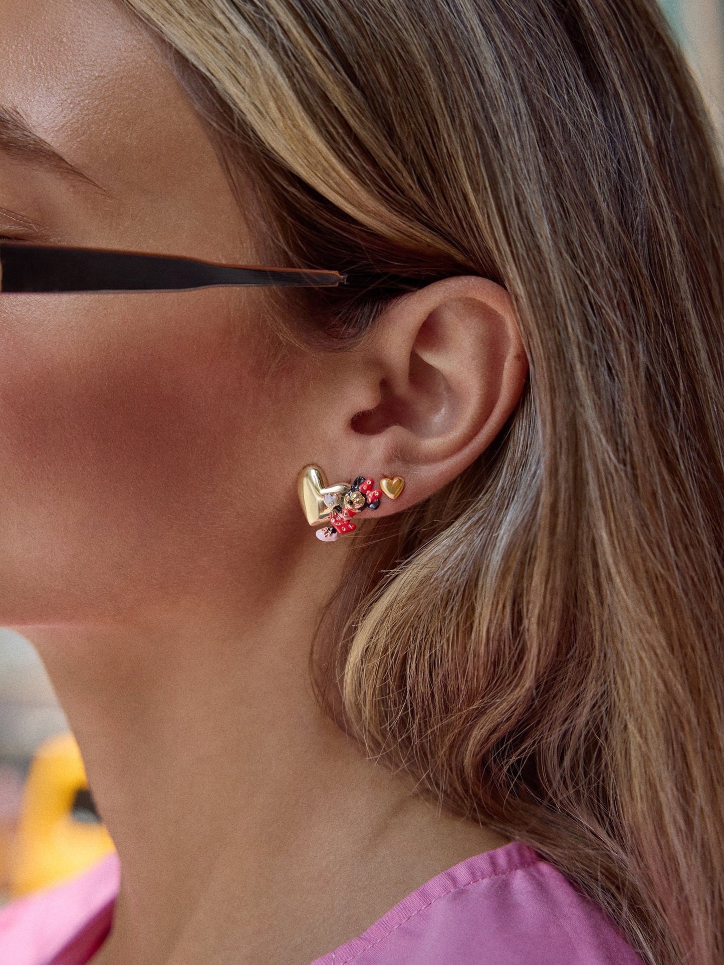Disney Minnie Mouse Hugging Heart Earrings - Gold