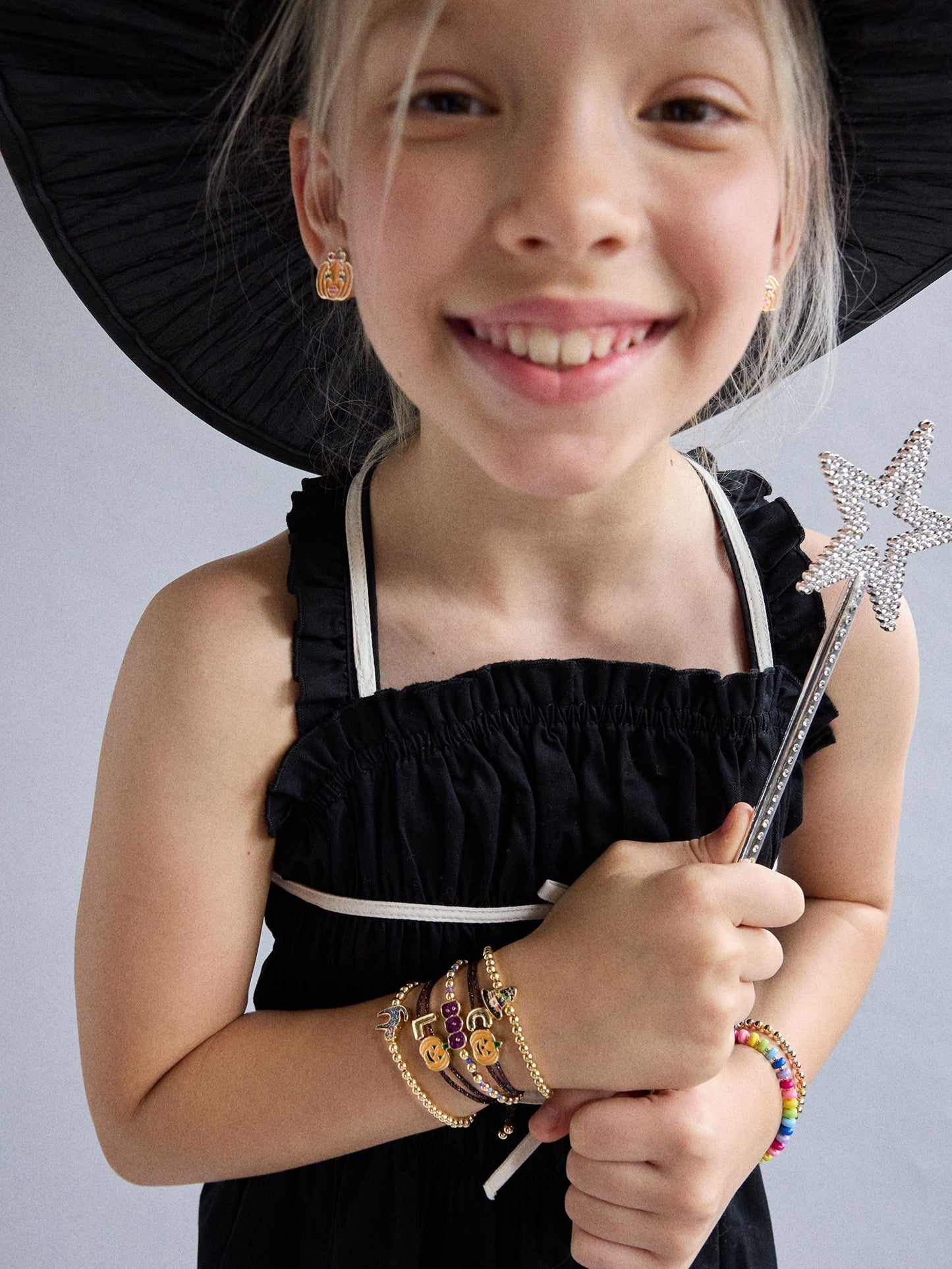 Trick-Or-Treat Kids' Pisa Bracelet Set - All Hallows' Hue
