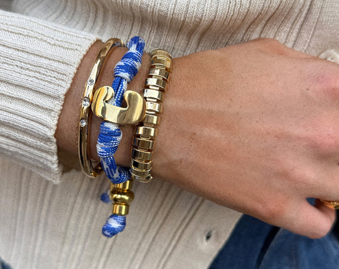 Knotty Initial Custom Bracelet - Royal Blue/White Single Letter