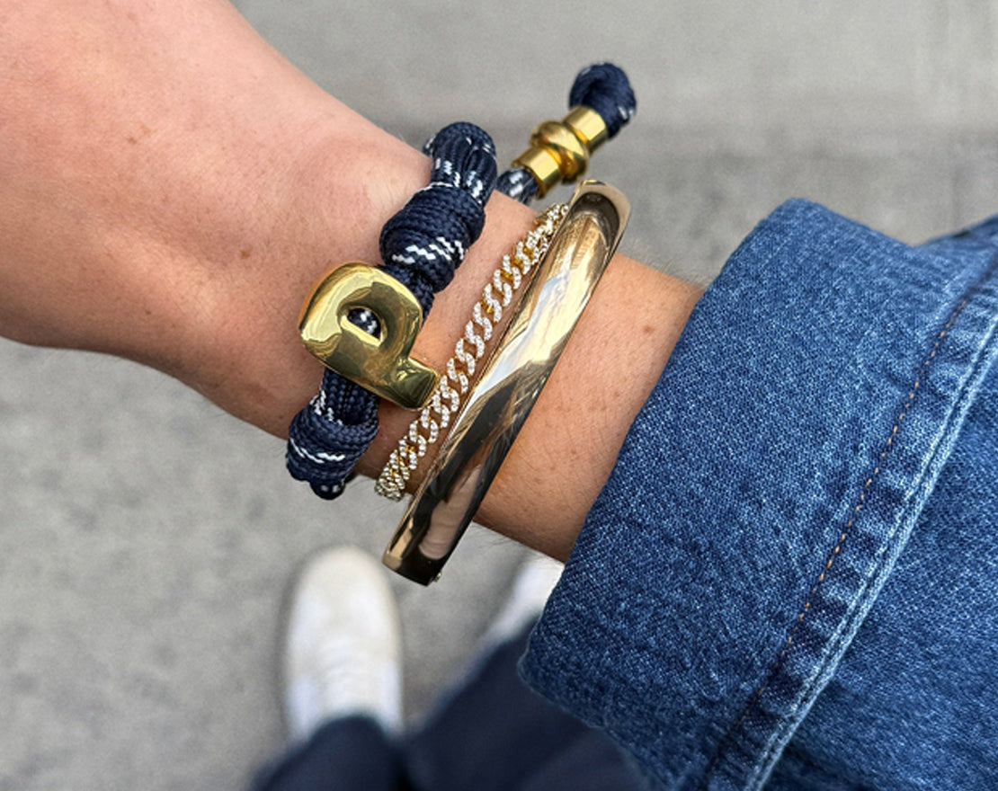 Knotty Initial Custom Bracelet - Navy Single Letter