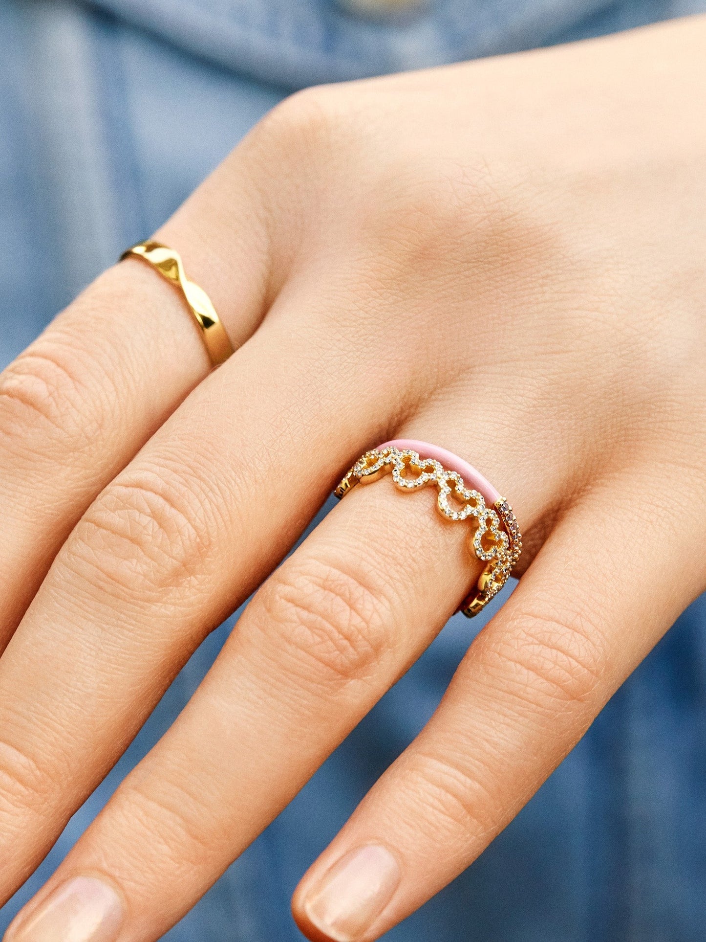 Mickey Mouse Outline 18K Gold Ring - Gold/Pavé