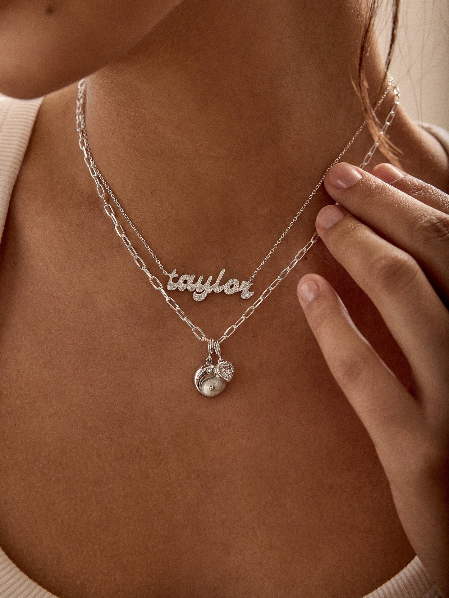 14K Gold Custom Nameplate Necklace - Luxe