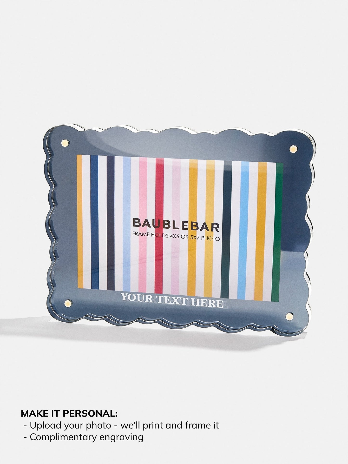 Picture Perfect Horizontal Acrylic Frame - Scalloped Shape