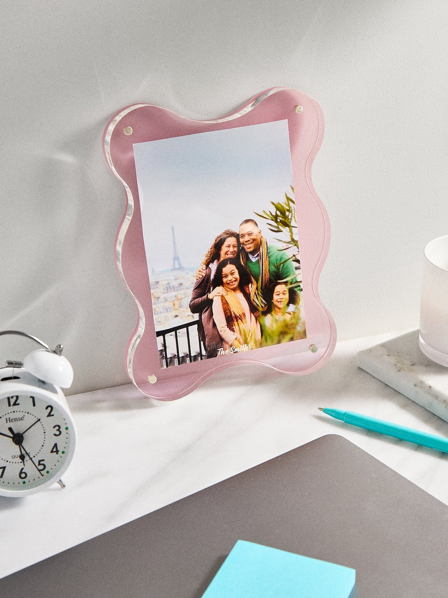 Picture Perfect Vertical Acrylic Frame - Retro Wavy Shape